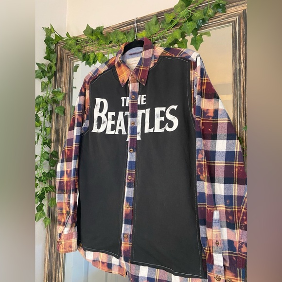 Custom-made Reworked Beatles Flannel - Picture 2 of 2